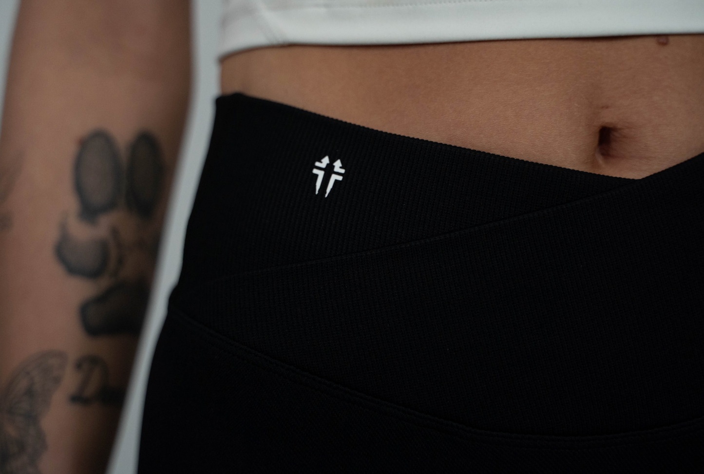 Foundation Crossband Shorts